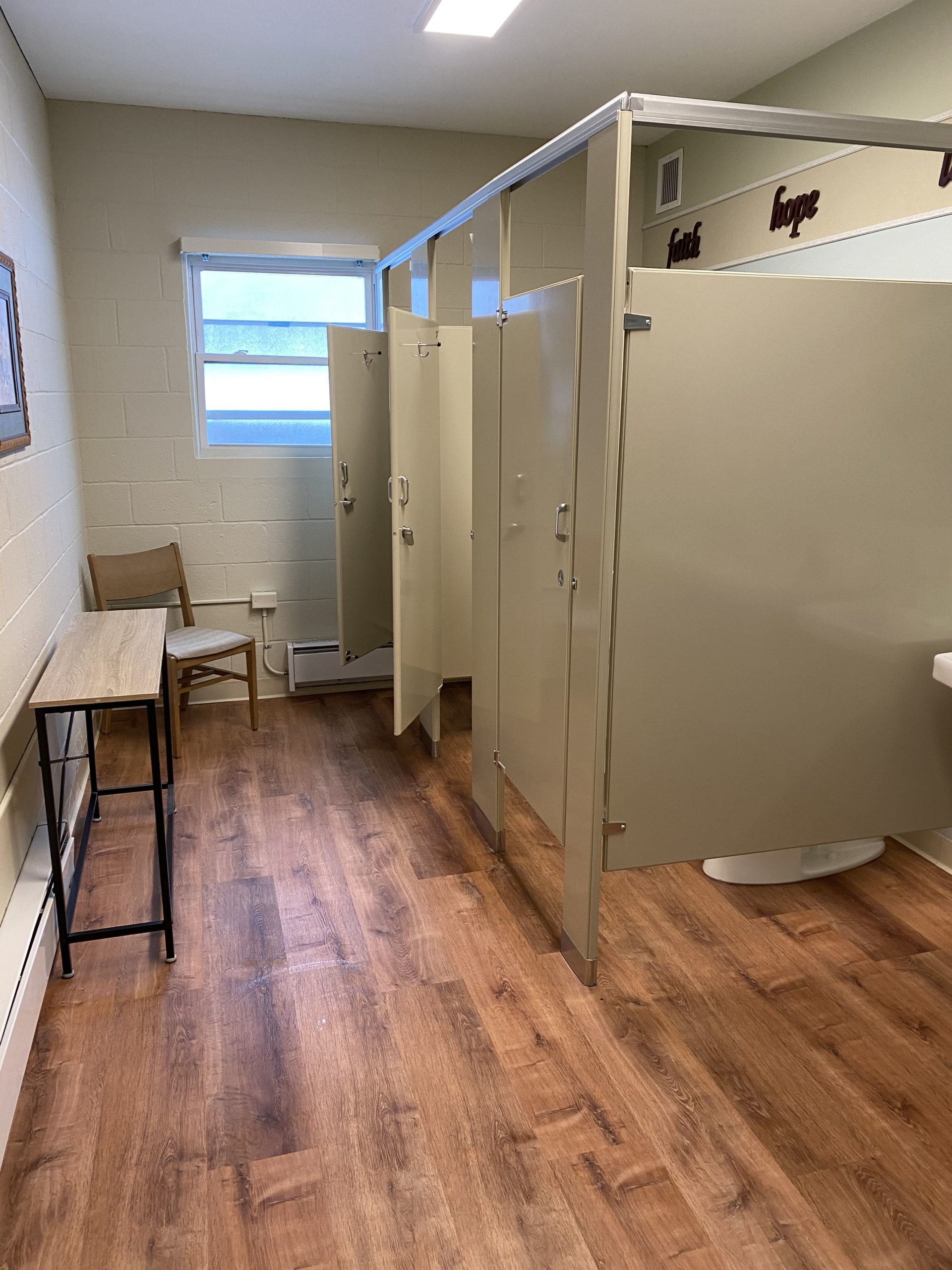 Beautiful bathroom stall design